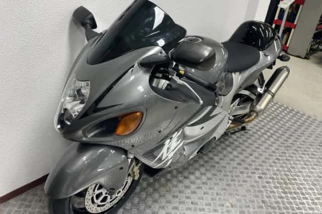 Suzuki GSX-R 1300 (2001) thumbnail 6