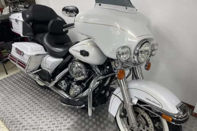 Harley-Davidson Electra Glide (2008) thumbnail 5