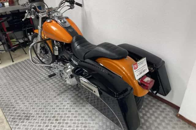 Harley-Davidson Dyna Super Glide (2011) thumbnail 4