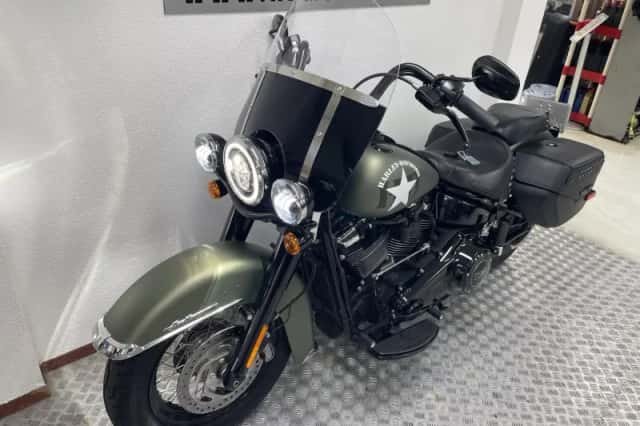 Harley-Davidson Heritage Softail (2018) thumbnail 4