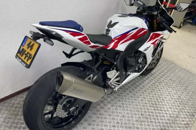 Honda CBR 1000RR SP (2024) thumbnail 4