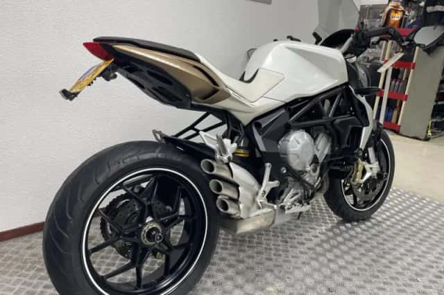 MV Agusta Brutale 675 (2014) thumbnail 3