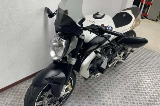 MV Agusta Brutale 675 (2014) thumbnail 6