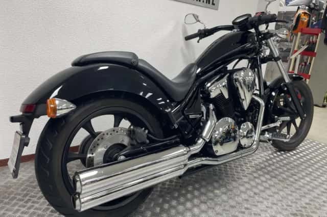 Honda VT1300CX (2013) thumbnail 3