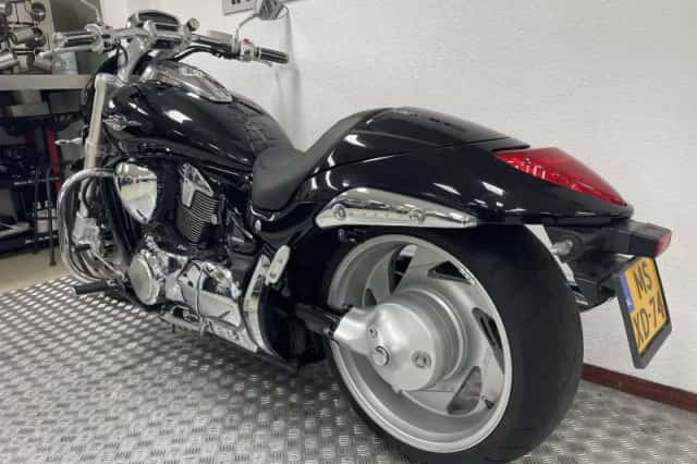 Suzuki Intruder (2008) thumbnail 4
