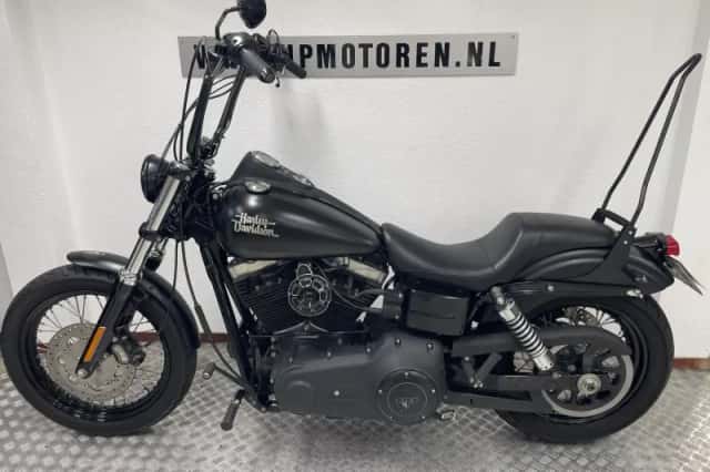 Harley-Davidson Dyna Street BOB (2015) thumbnail 2