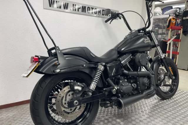 Harley-Davidson Dyna Street BOB (2015) thumbnail 3