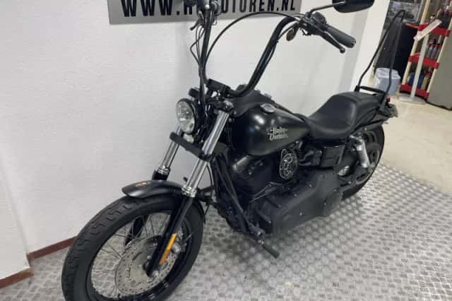 Harley-Davidson Dyna Street BOB (2015) thumbnail 6