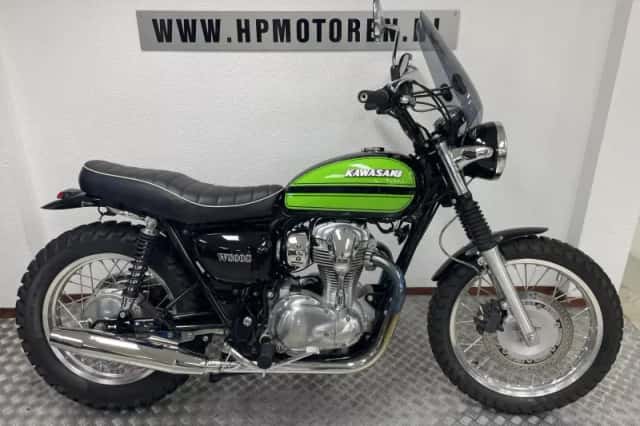 Kawasaki W800 (2014) thumbnail 1