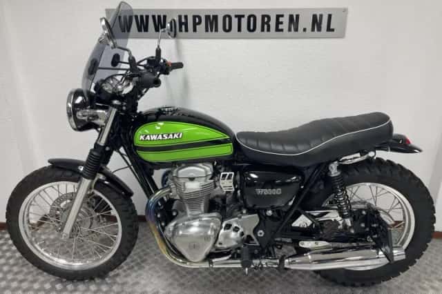 Kawasaki W800 (2014) thumbnail 2