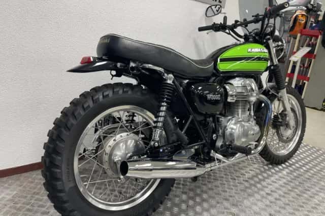 Kawasaki W800 (2014) thumbnail 3