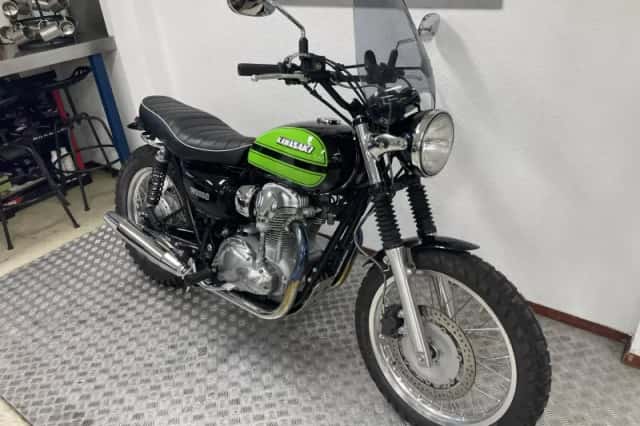 Kawasaki W800 (2014) thumbnail 5
