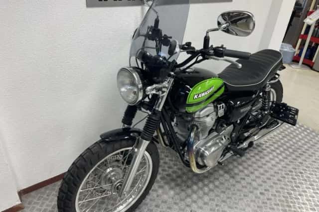 Kawasaki W800 (2014) thumbnail 6