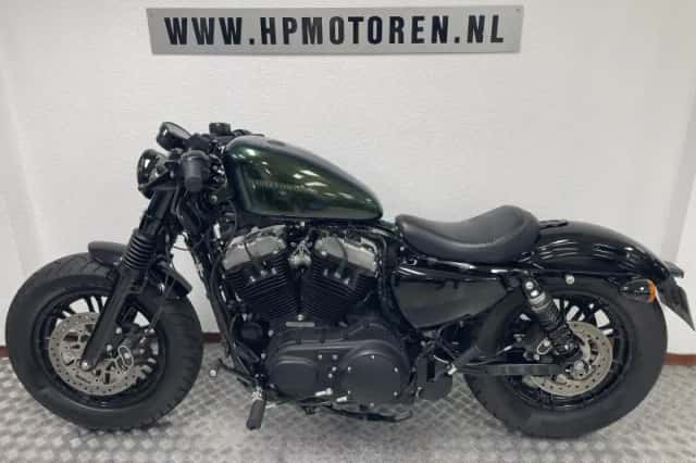 Harley-Davidson Sportster Forty-Eight (2018) thumbnail 2
