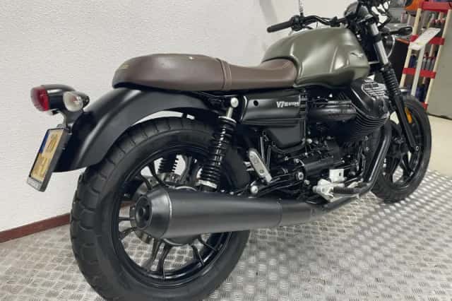 Moto Guzzi V7 Special (2019) thumbnail 3