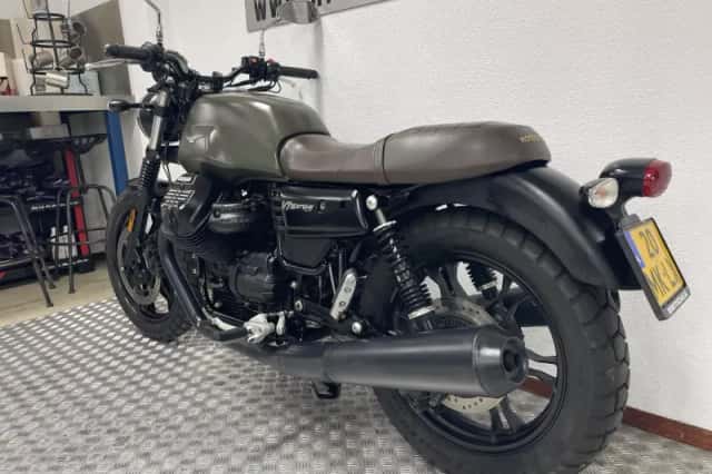 Moto Guzzi V7 Special (2019) thumbnail 4