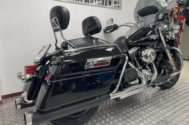 Harley-Davidson Road King Classic (2011) thumbnail 3