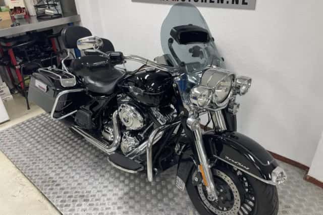 Harley-Davidson Road King Classic (2011) thumbnail 5