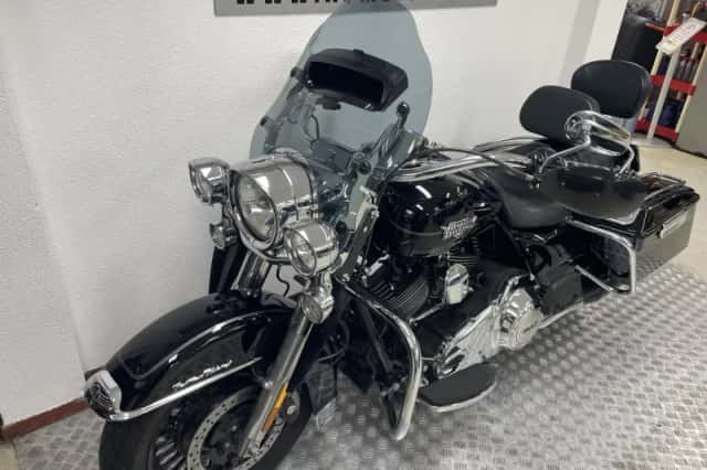 Harley-Davidson Road King Classic (2011) thumbnail 6