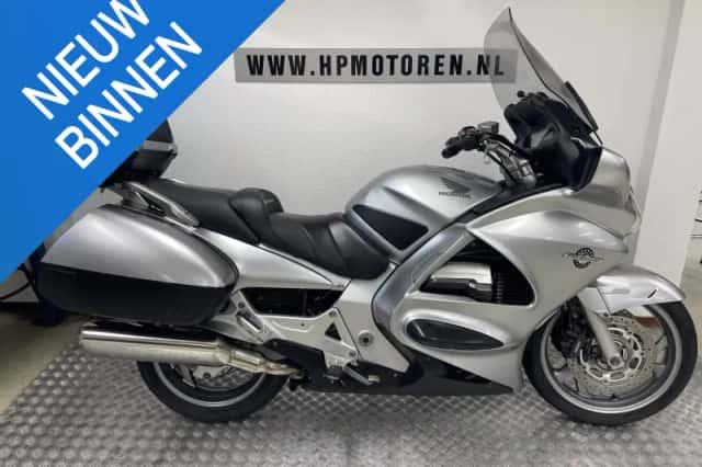 Honda ST 1300 Pan European (2006) thumbnail 1