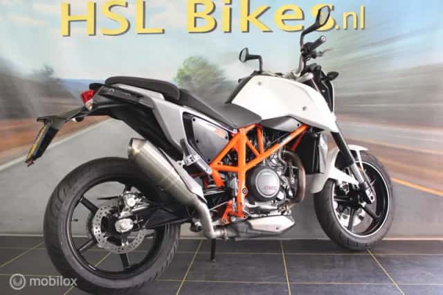KTM 690 Duke (2012) thumbnail 6