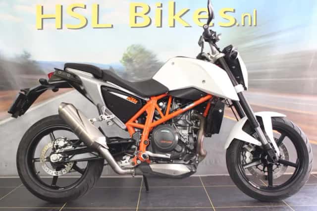 KTM 690 Duke (2012) thumbnail 1