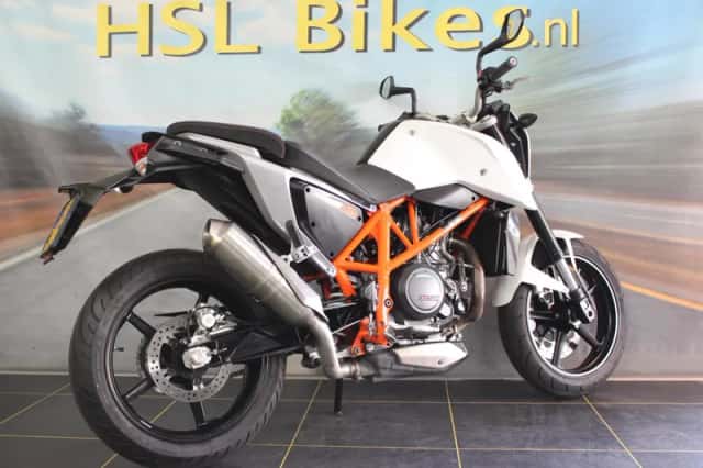 KTM 690 Duke (2012) thumbnail 6