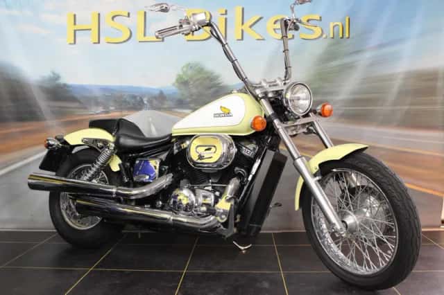 Honda VT 750C Shadow (2002) thumbnail 2