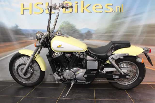 Honda VT 750C Shadow (2002) thumbnail 6