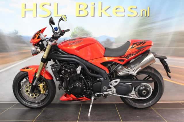 Triumph Speed Triple 1050 (2007) thumbnail 4