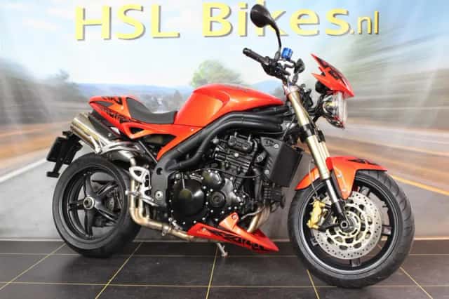 Triumph Speed Triple 1050 (2007) thumbnail 5