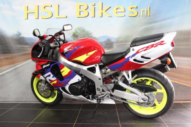 Honda CBR 900 RR Fireblade (1996) thumbnail 2