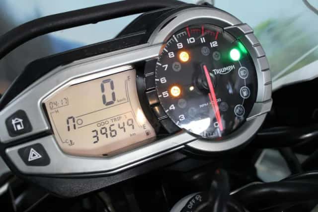 Triumph Tiger 1200 Explorer XC (2015) thumbnail 3