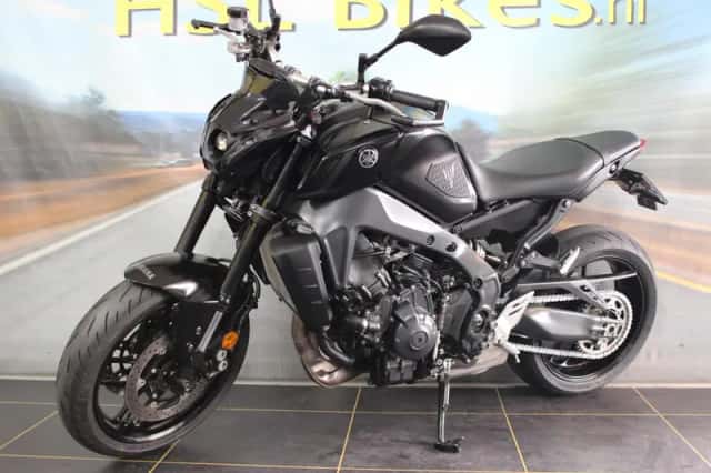 Yamaha MT-09 (2022) thumbnail 2