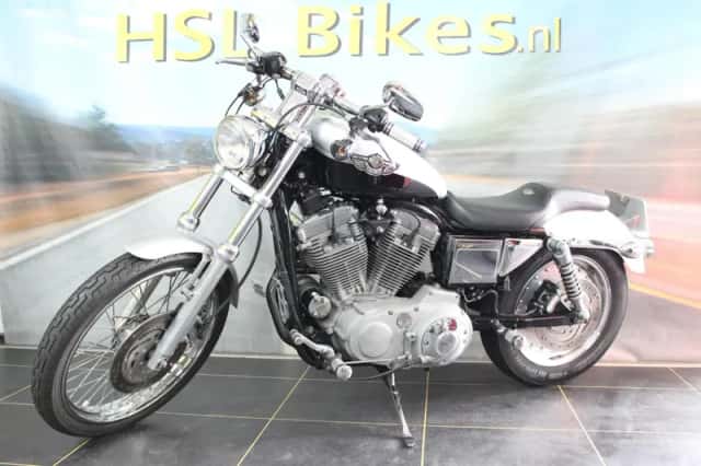 Harley-Davidson Sportster 883 (2003) thumbnail 2