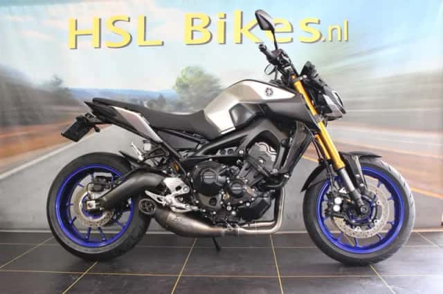 Yamaha MT-09 SP (2018) thumbnail 1