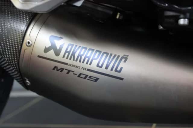 Yamaha MT-09 SP (2018) thumbnail 3