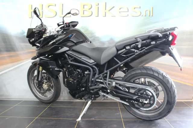 Triumph Tiger 800 XR (2012) thumbnail 4