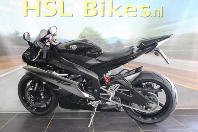Yamaha YZF-R6 (2008) thumbnail 5