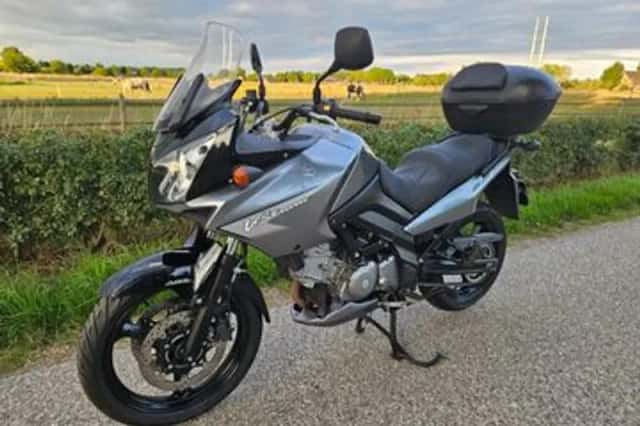 Suzuki V-Strom (2008) thumbnail 4