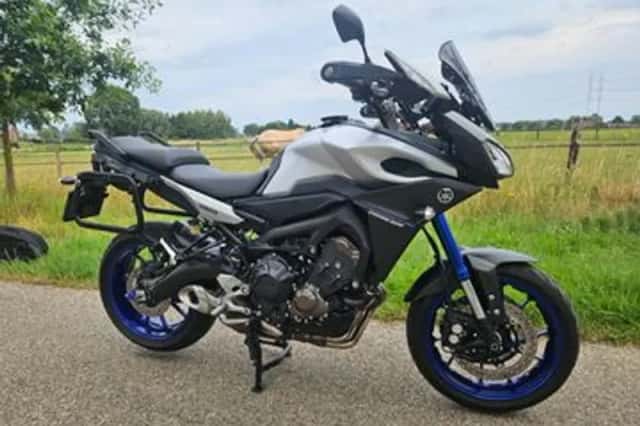 Yamaha Tracer 900 (2015) thumbnail 5
