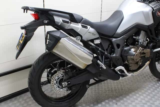 Honda CRF 1000 Africa Twin (2016) thumbnail 3