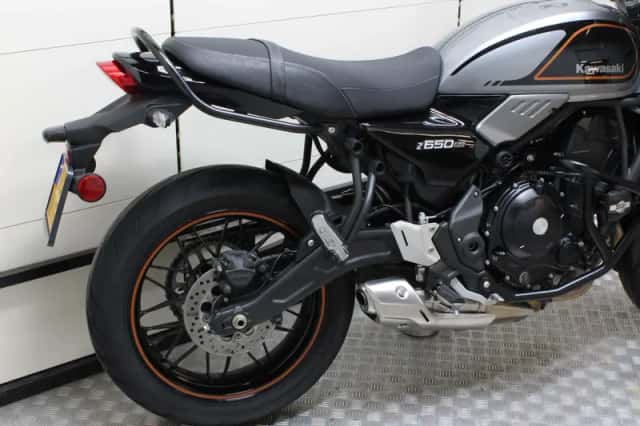 Kawasaki Z 650 RS (2022) thumbnail 3