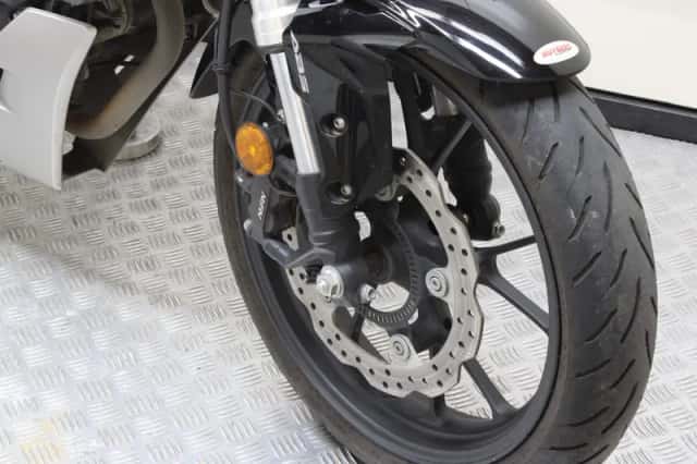 Honda CB125R (2020) thumbnail 2
