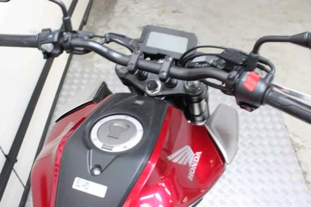 Honda CB125R (2020) thumbnail 4