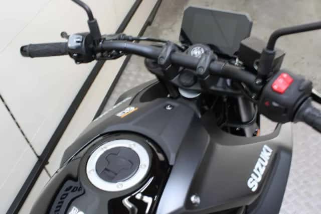 Suzuki GSX-8S (2026) thumbnail 4
