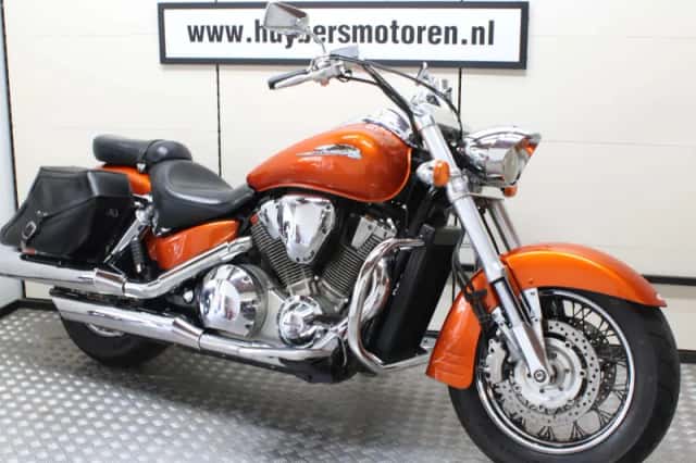 Honda VTX 1300 (2002) thumbnail 1