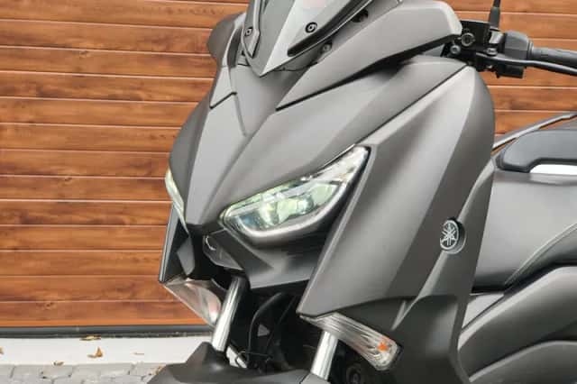 Yamaha XMAX 300 (2019) thumbnail 1