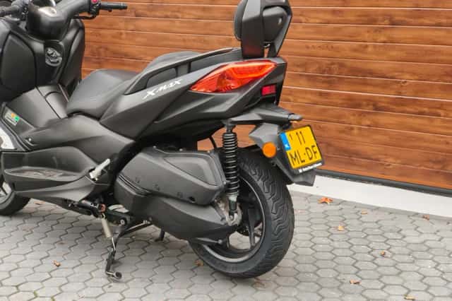 Yamaha XMAX 300 (2019) thumbnail 5