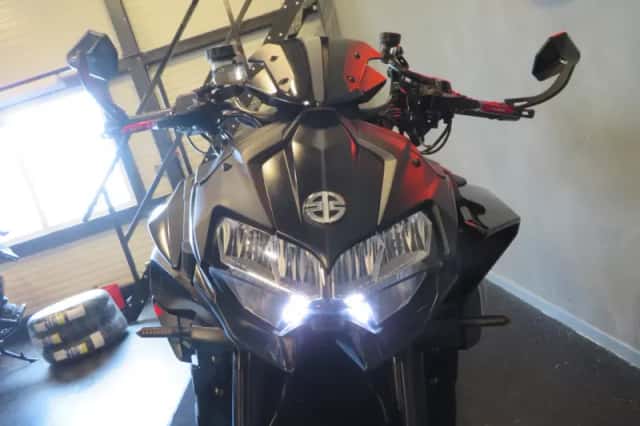 Kawasaki Z H2 (2020) thumbnail 4